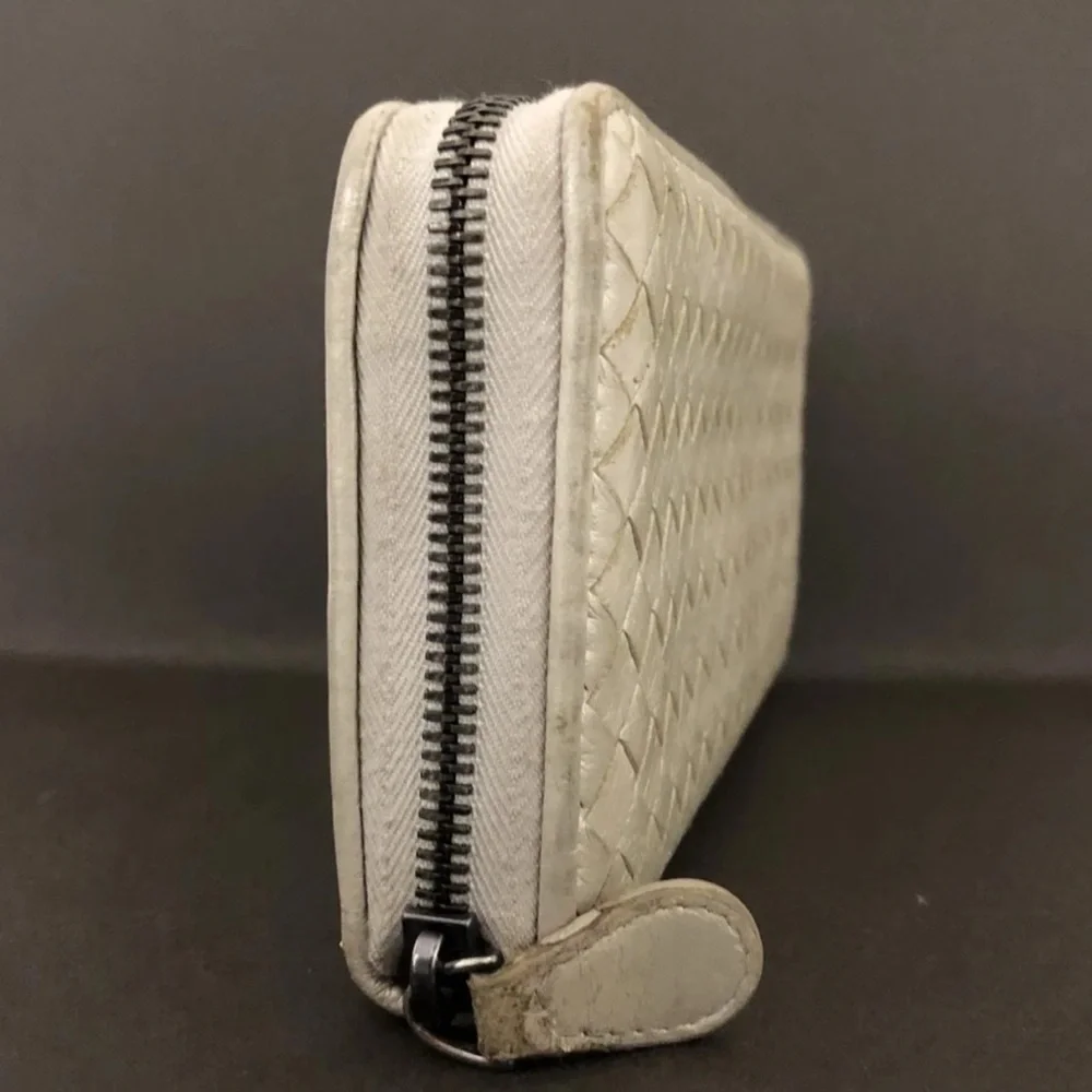 Authentic Bottega Veneta Intrecciato Lambskin Zip Around Long Wallet White